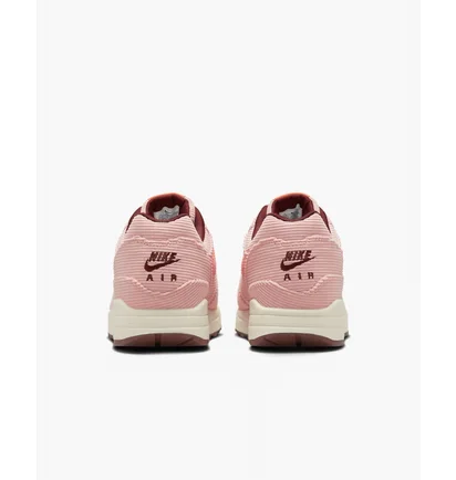 Кроссовки мужские Nike Air Max 1 Premium Shoes Pink FB8915-600