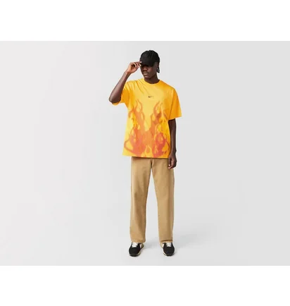 Футболка мужская Nike Flame Swoosh Orange HJ0766-739