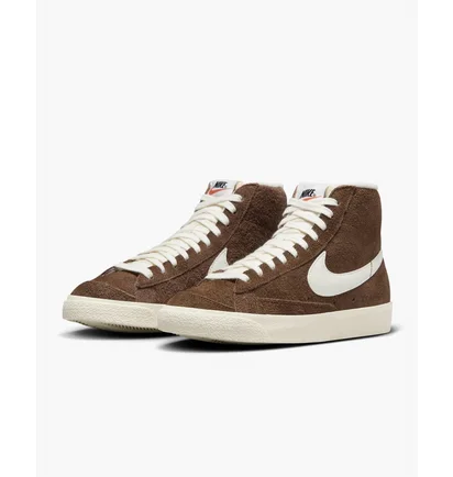 Кросівки жіночі Nike Blazer Mid 77 Vintage Shoes Brown DV7006-200