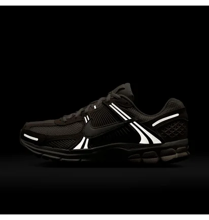 Кроссовки женские Nike Air Zoom Vomero 5 Beige HQ0458-200