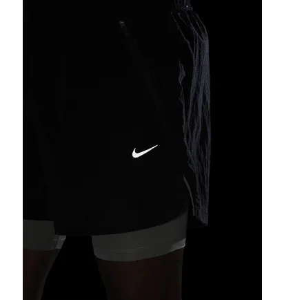 Шорты мужские Nike Stride Running Division 5 Dri-Fit Water-Repellent 2-In-1 Running Shorts Black FZ1135-010