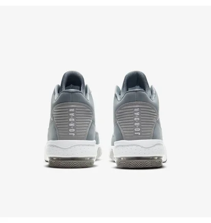 Кроссовки мужские Air Jordan Max Aura 2 Gray Grey CK6636-012