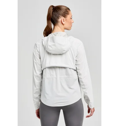 Вітровка жіноча Saucony Endorphin Runshield Jacket White SAW800456-CD