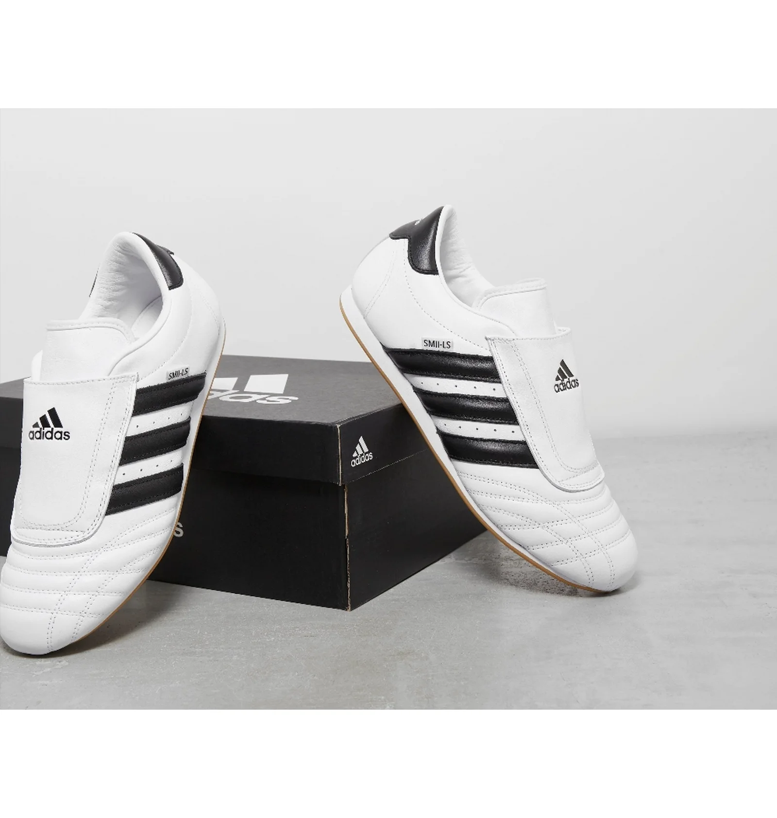 ★danbo ᐉ Кросівки жіночі Adidas Originals Taekwondo White JQ4774