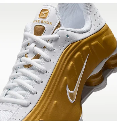 Кросівки дитячі Nike Shox R4 Big Kids Shoes Gold/White CW2626-700