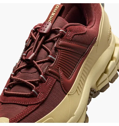 Кроссовки женские Nike Zoom Vomero Roam Team Brown/Beige HQ2181-700