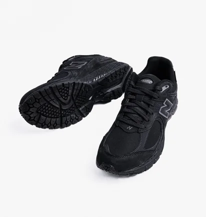 Кросівки унісекс New Balance 2002R Black M2002RPJ