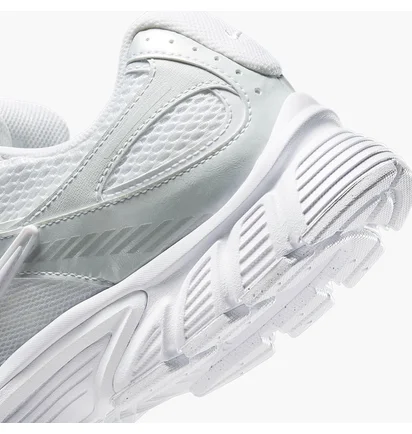 Кроссовки мужские Nike V5 Rnr White HJ5228-101