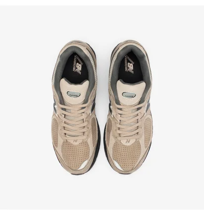 Кроссовки мужские New Balance 2002R Beige M2002REG