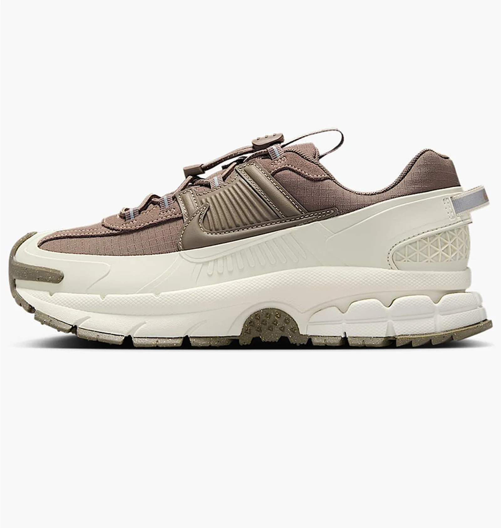 ᐉ Кросівки жіночі Nike W Zoom Vomero Roam Brown/Beige HQ2181-006