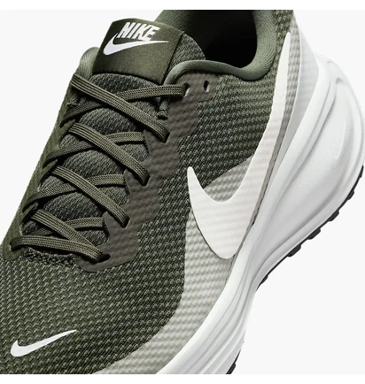 Кросівки чоловічі Nike Revolution 8 Olive HJ9198-303