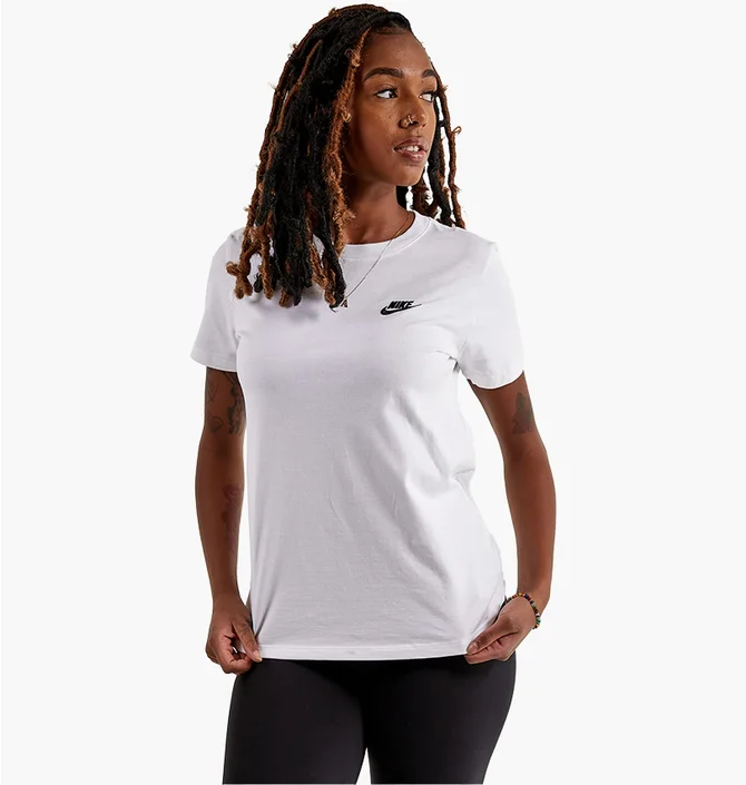 Футболка жіноча Nike Sportswear Club Essentials White DX7902-100