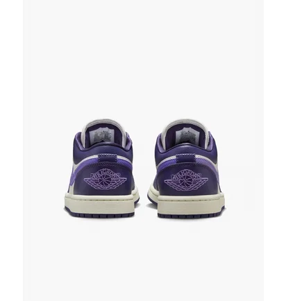 Кросівки жіночі Air Jordan 1 Low WomenS Shoes White/Violet DC0774-502