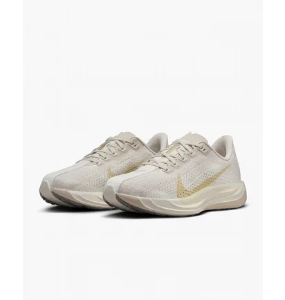 Кросівки жіночі Nike Pegasus Plus Road Running Shoes Beige FQ7261-100