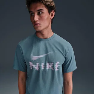Футболка мужская Nike Hyverse T-Shirt Green HQ7987-006