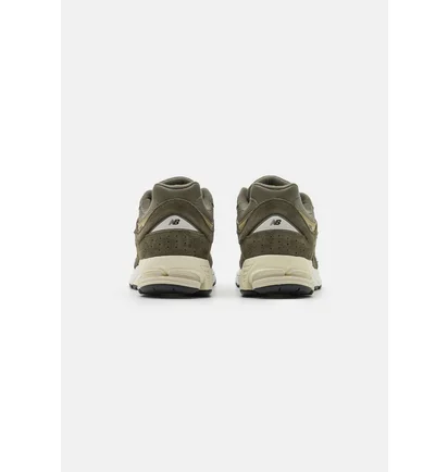 Кроссовки мужские New Balance 2002R Mottled Olive M2002RZD