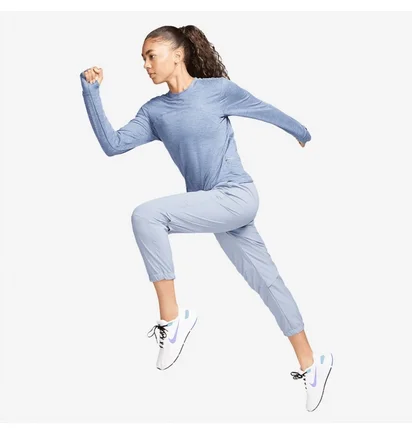 Лонгслів жіночий Nike Womens Dri-Fit Swift Element Uv Top Light Blue FB4297-493