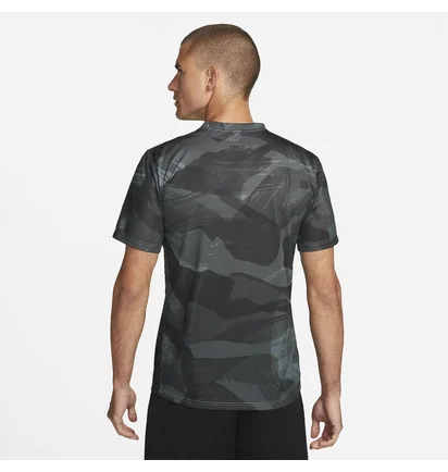 Футболка мужская Nike M Df Tee Lgd Camo Aop Grey DR7567-010