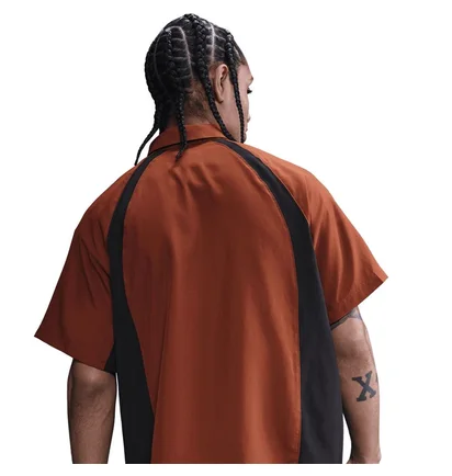 Рубашка унисекс Nike Sb Dri-Fit Woven Short-Sleeve Bowler Shirt Brown HJ2958-245