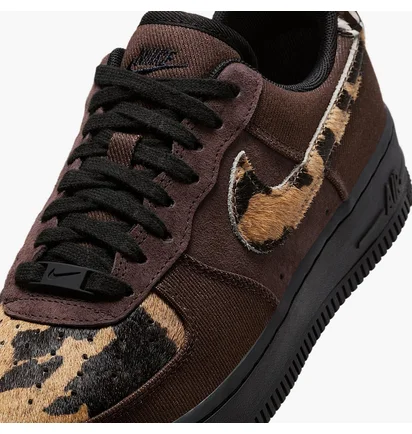 Кросівки жіночі Nike Air Force 1 07 Brown HV6356-200