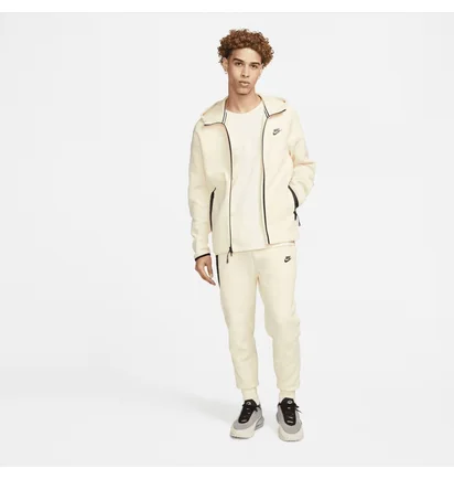 Штаны мужские Nike Tech Fleece Slim Fit Jogger Sweatpants Yellow FB8002-113