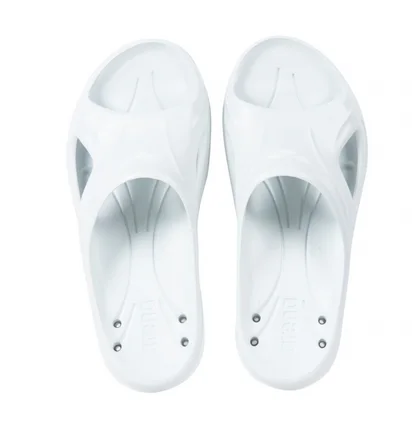 Тапочки унісекс Arena Hydrosoft Ii Hook White 003285-501