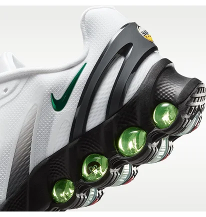 Кроссовки мужские Nike Air Max Dn8 White/Black FQ7860-104