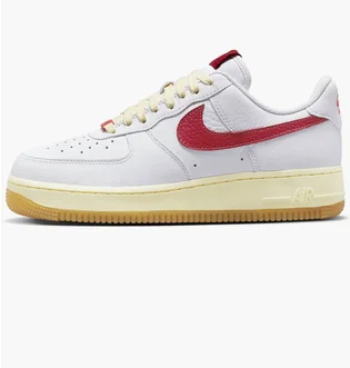 Кроссовки женские Nike Air Force 1 07 White FN3493-100
