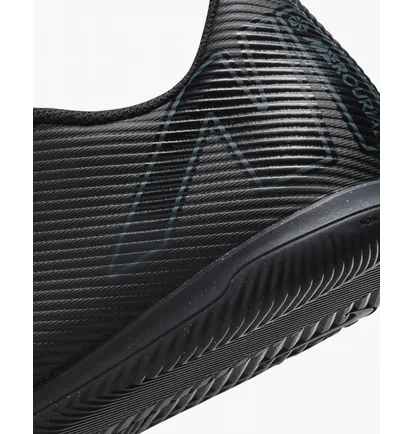 Бутсы унисекс Nike Mercurial Vapor 16 Club Mg Low-Top Soccer Cleats Black FQ8441-002