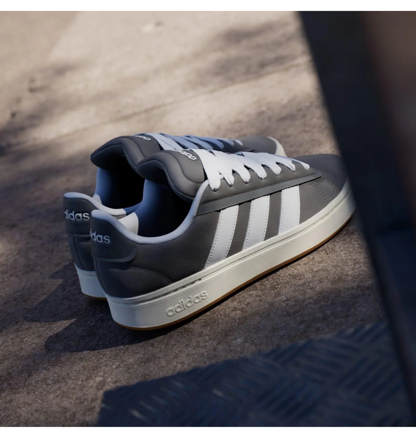 ᐉ Кросівки чоловічі Adidas Grand Court Alpha Grey JR0542