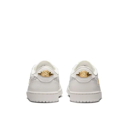 Кросівки жіночі Air Jordan 1 Low Method Of Make Beige FN5032-100