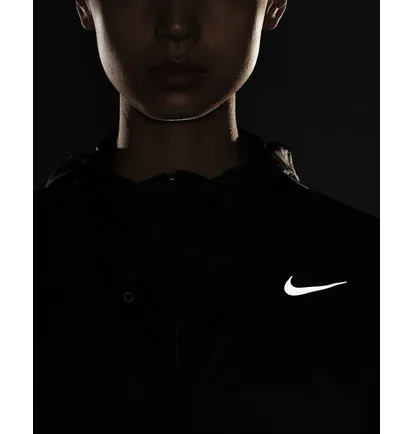Куртка жіноча Nike Essential Black CU3217-010