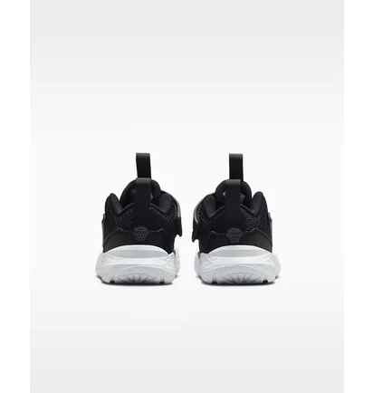 Кросівки дитячі Nike Team Hustle D 12 (Td) Black HF6281-002