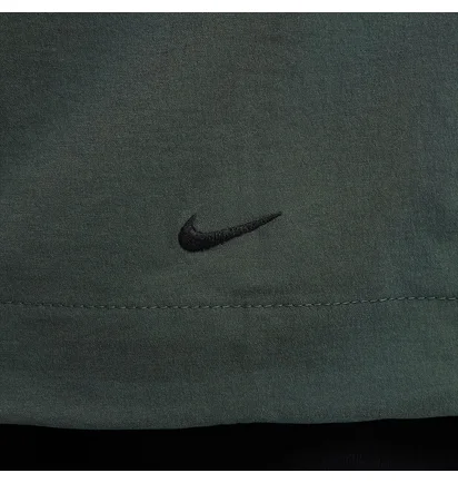 Вітровка чоловіча Nike Tech Woven Black/Green HM7151-338