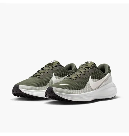 Кросівки чоловічі Nike Revolution 8 Olive HJ9198-303