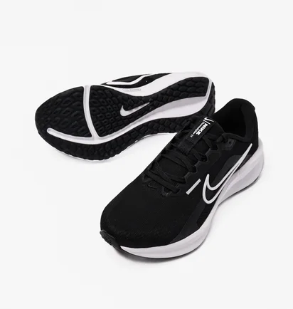 Кросівки чоловічі Nike Downshifter 13 Extra Wide Black FJ1284-001