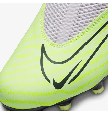 Бутси дитячі Nike Phantom Gx Academy Df White DD9546-705