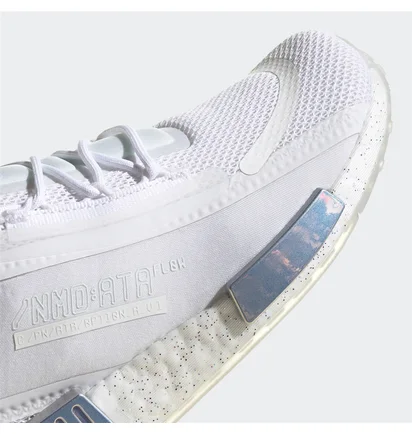 Кроссовки женские Adidas Nmd_R1 Spectoo Shoes White GZ9289