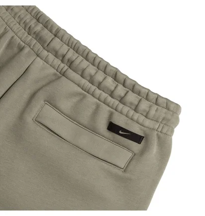 Шорты мужские Nike Tech Fleece Reimagined Shorts Olive FN3933-053