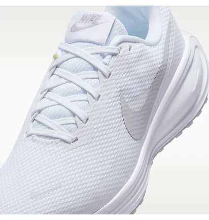 Кросівки жіночі Nike Revolution 8 White HJ8485-101