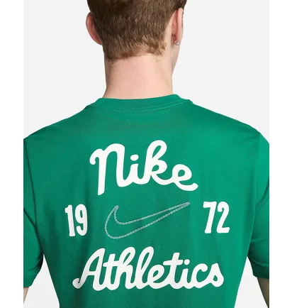 Футболка мужская Nike M Nsw Tee Club Ssnl Lbr Green FV3772-365