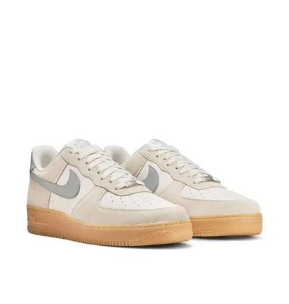 Кроссовки мужские Nike Air Force 1 07 Lv8 Beige FQ8714-002