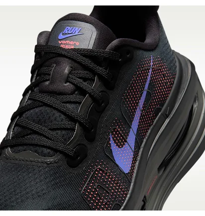 Кроссовки женские Nike Vomero Premium WomenS Road Running Shoes Black/Blue HM5973-002