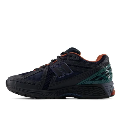 Кросівки чоловічі New Balance 1906R Black M1906RVC