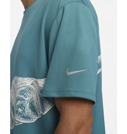 Футболка мужская Nike Dri-Fit Uv Run Division Miler Light Blue Dv9263-379
