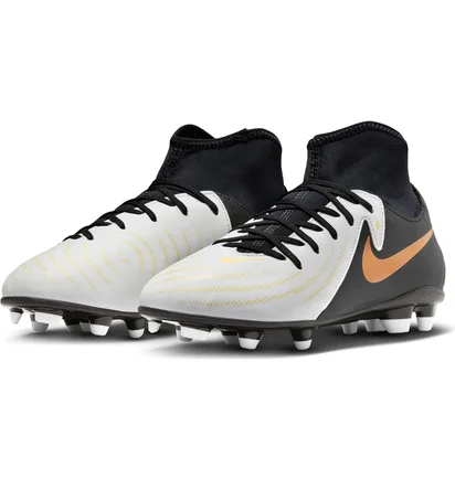 Бутсы детские Nike Jr Phantom Luna Ii Club White/Black FJ2601-100