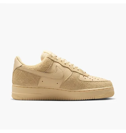 Кросівки жіночі Nike Air Force 1 07 Beige IB4001-200