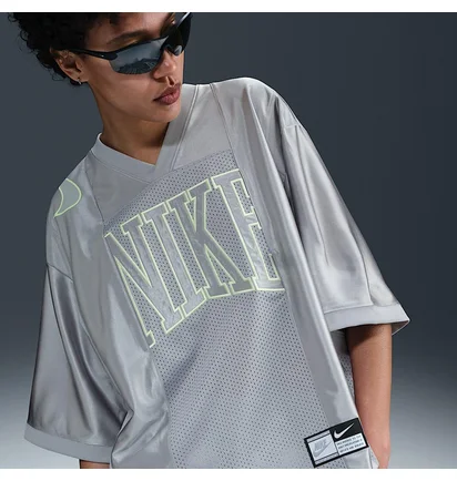 Футболка женская Nike Sportswear Street Metallic HJ0280-077