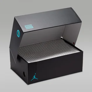 Кроссовки детские Air Jordan 11 Retro (2025) (Gs) Black 378038-047