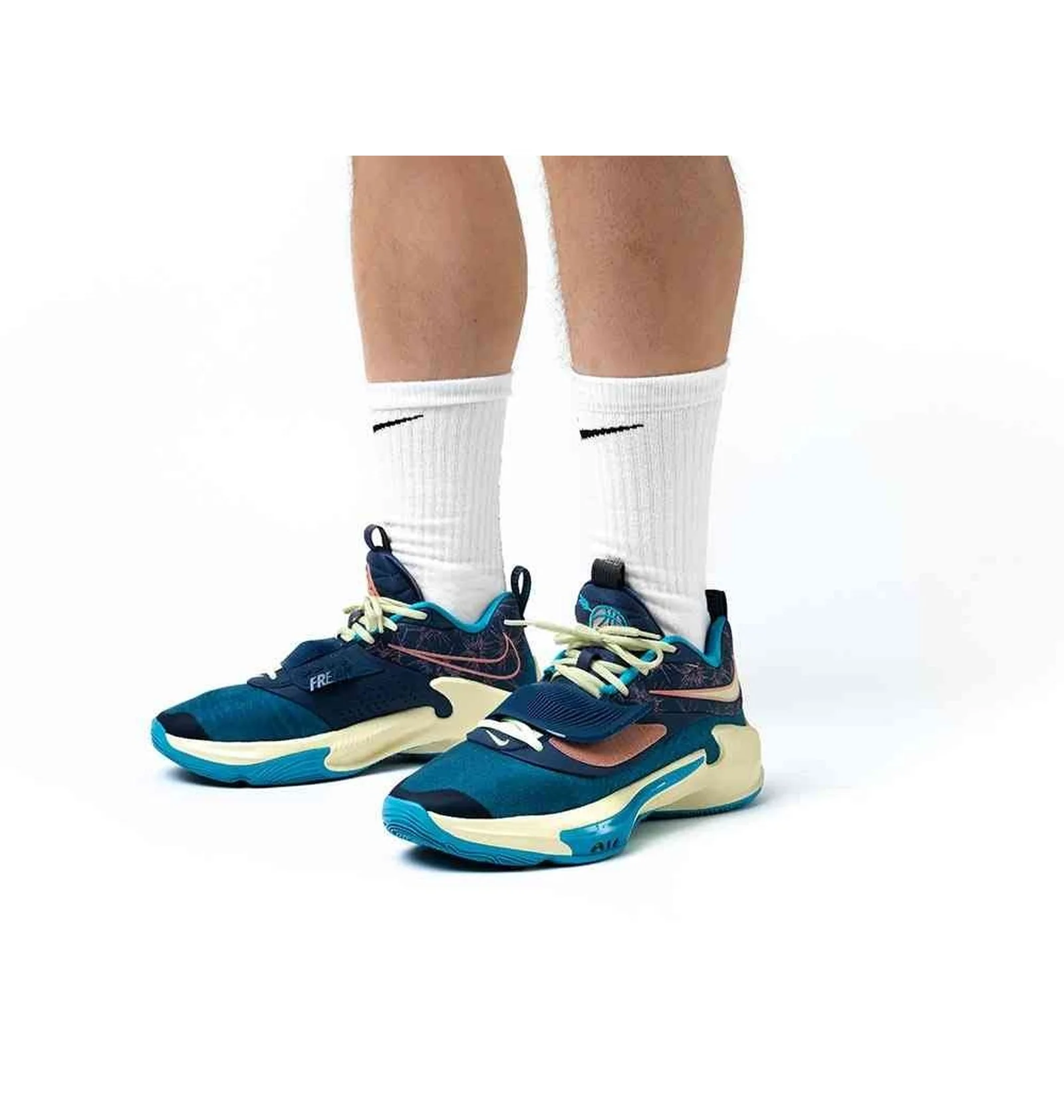 ᐉ Кроссовки унисекс Nike Zoom Freak 3 
